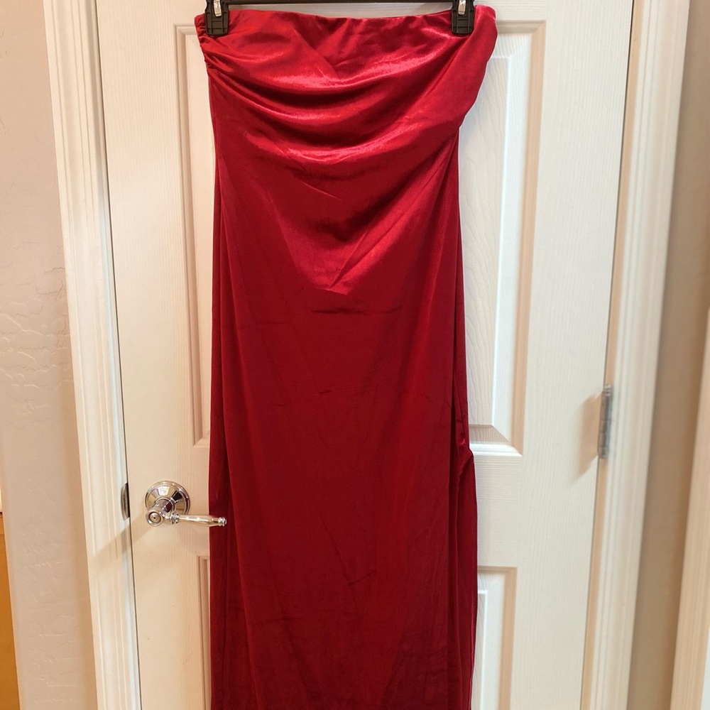 GB Mid Length Elegant Red Velvet Formal Strapless Dress Wedding Guest